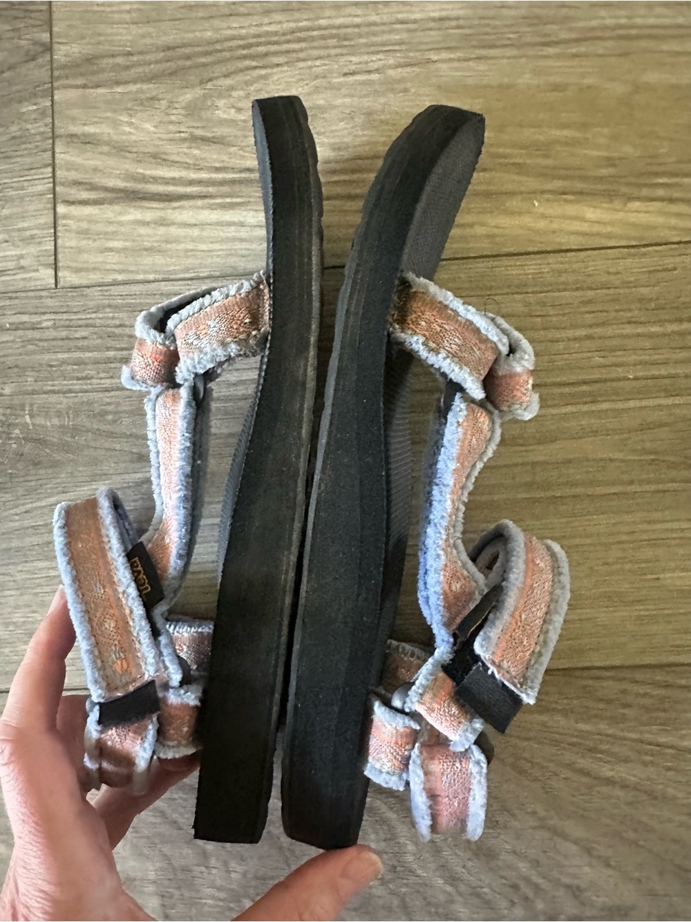 Women’s Teva sandals - Picture 5 of 8